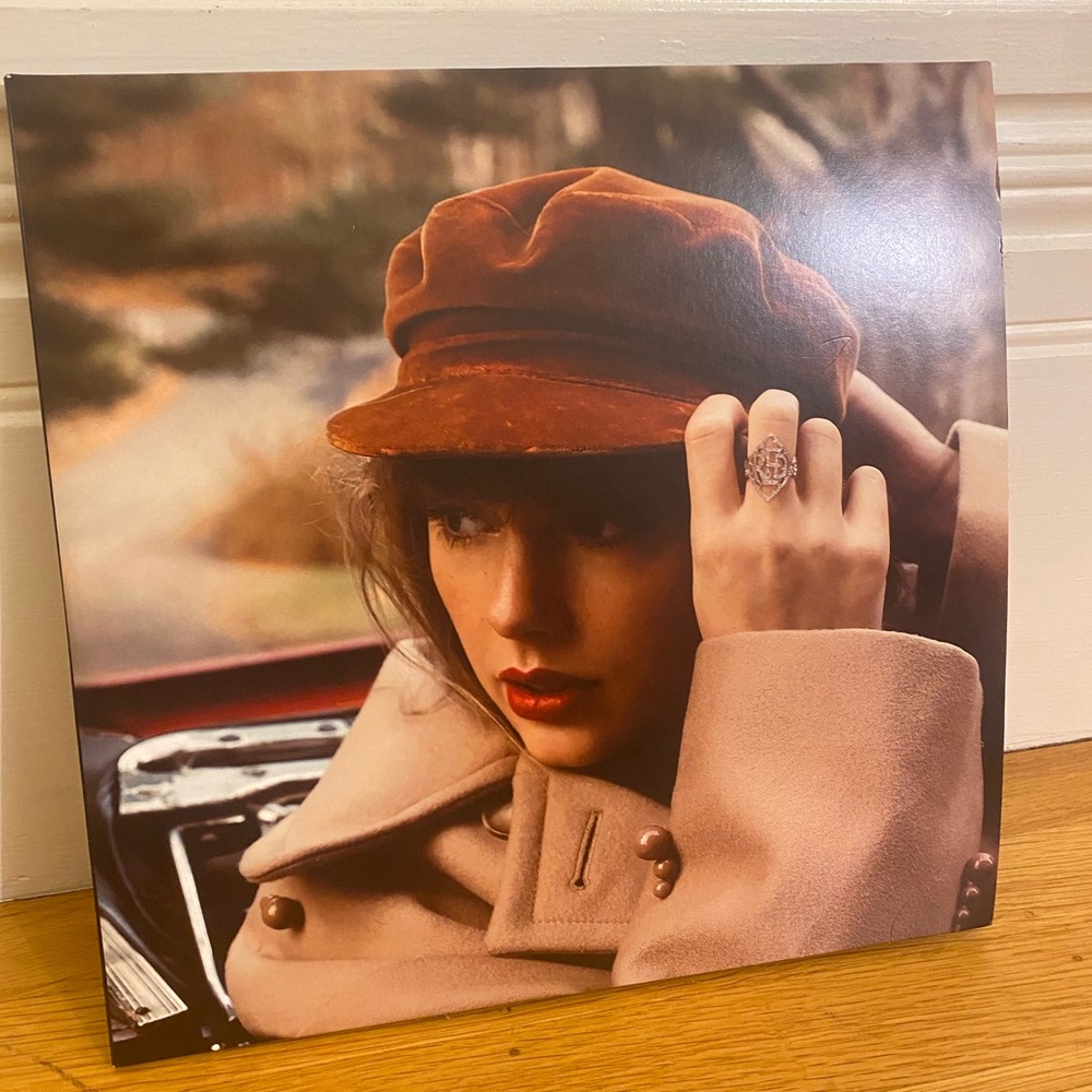 TAYLOR SWIFT - RED (TAYLOR'S VERSION) 4XLP VINYL RECORD